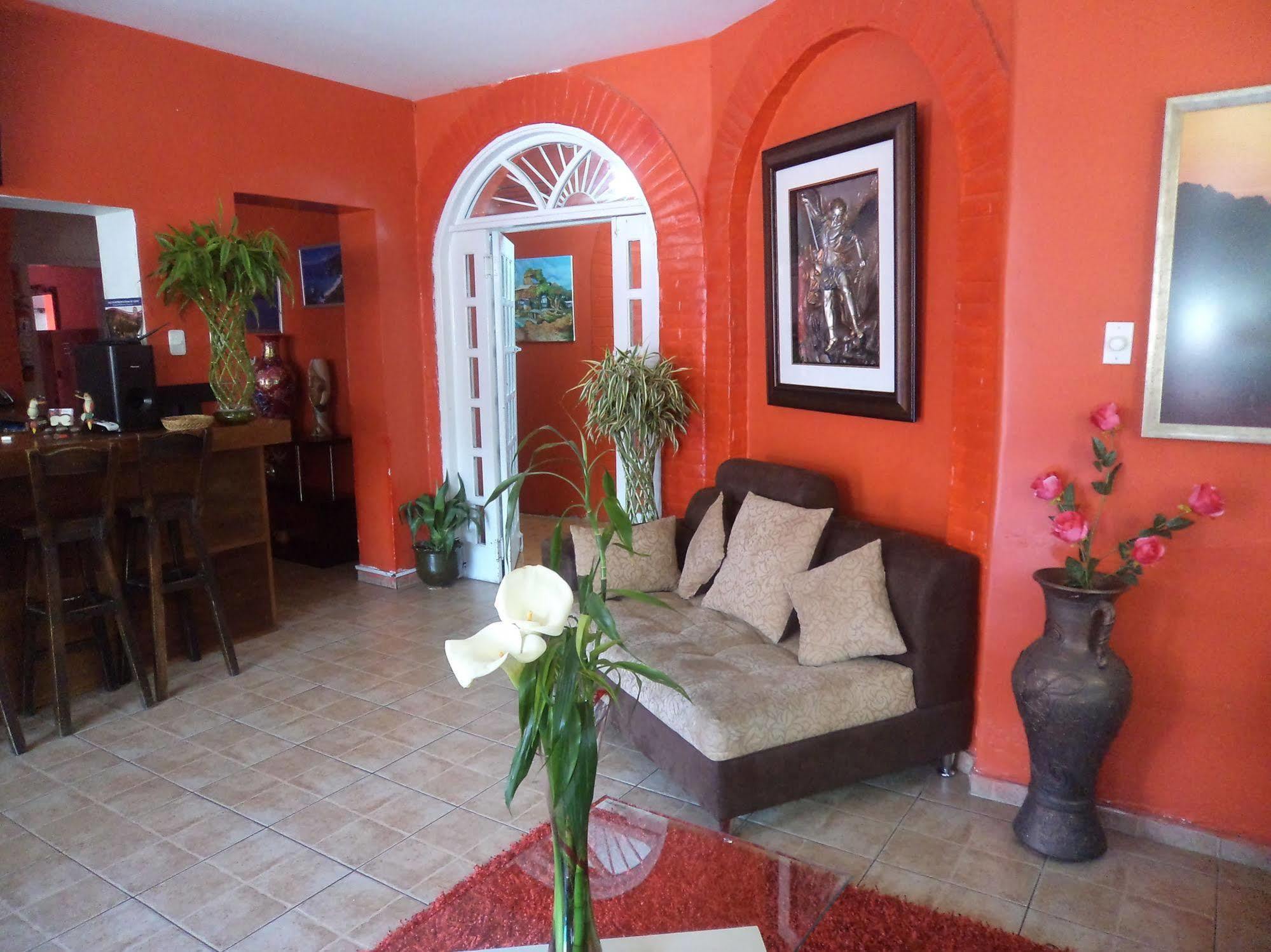 Hostal Imperial Quito Exteriör bild
