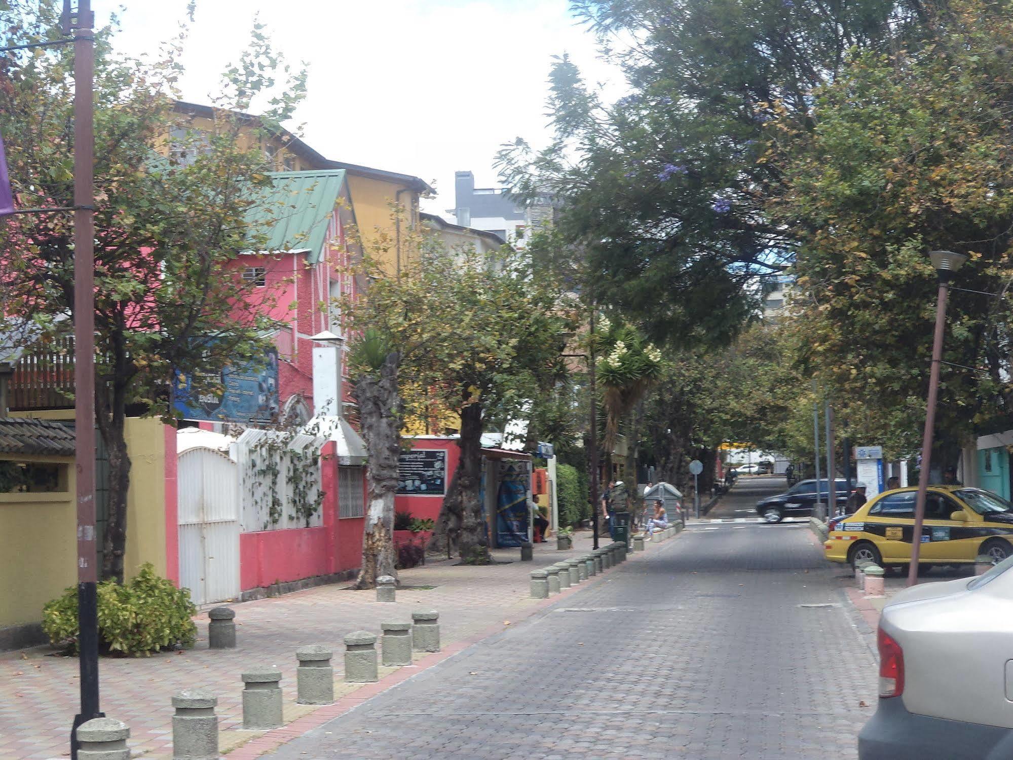 Hostal Imperial Quito Exteriör bild