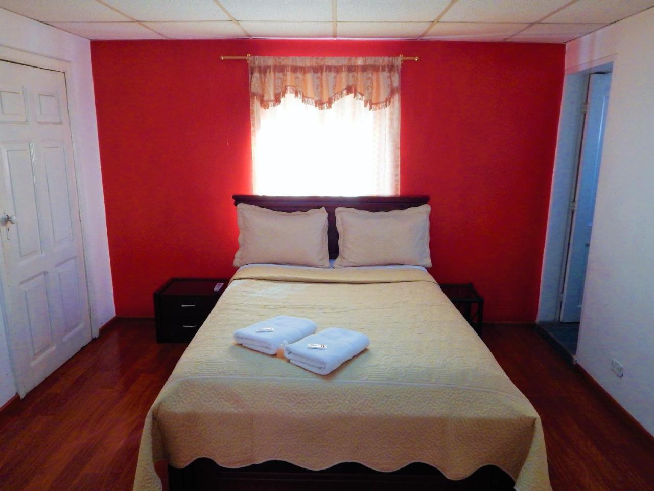 Hostal Imperial Quito Exteriör bild