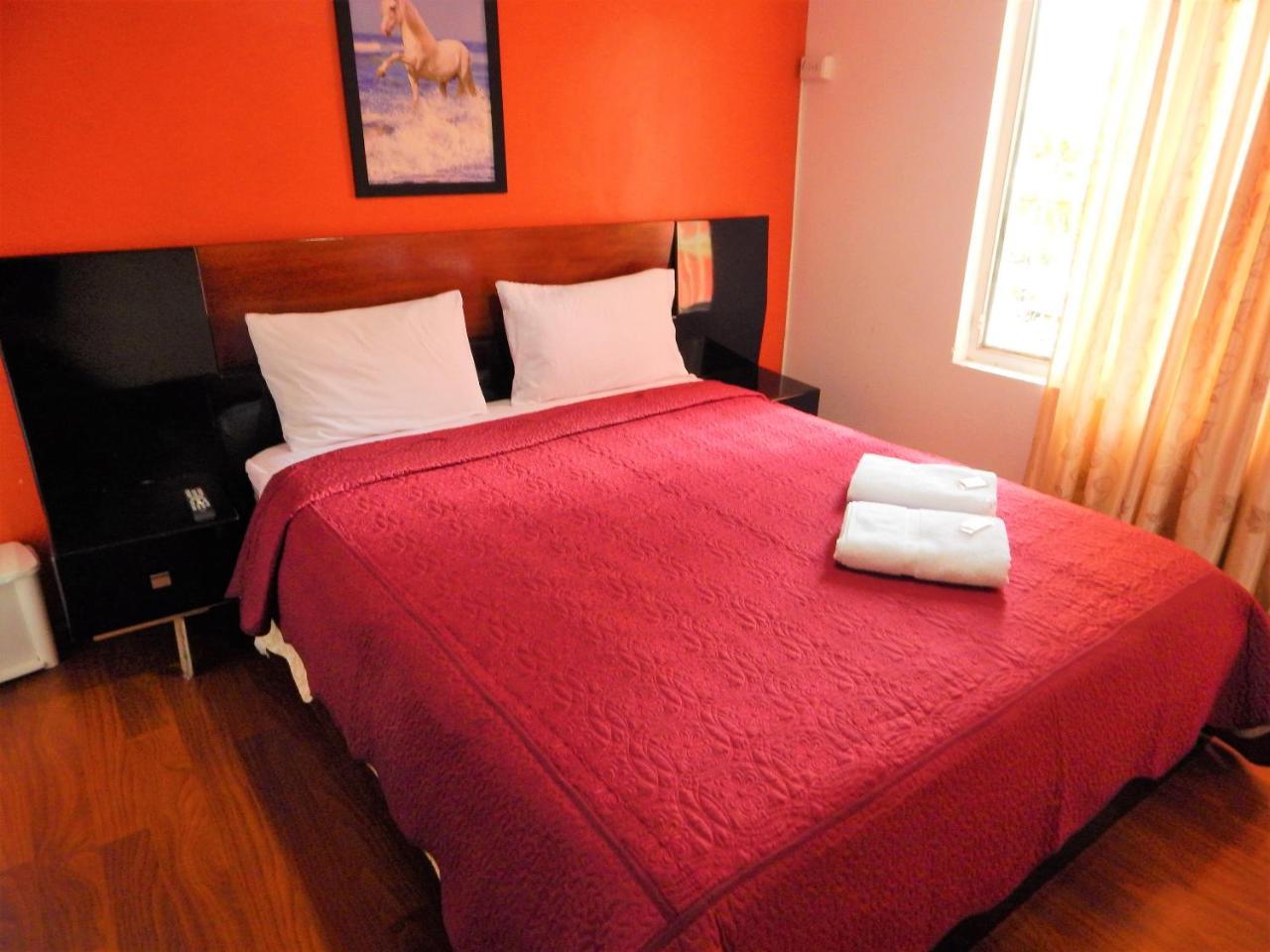 Hostal Imperial Quito Exteriör bild