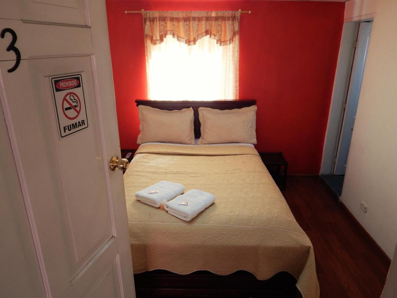 Hostal Imperial Quito Exteriör bild