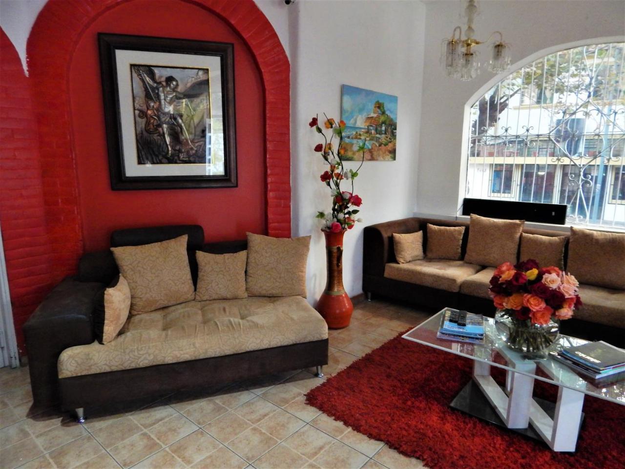 Hostal Imperial Quito Exteriör bild